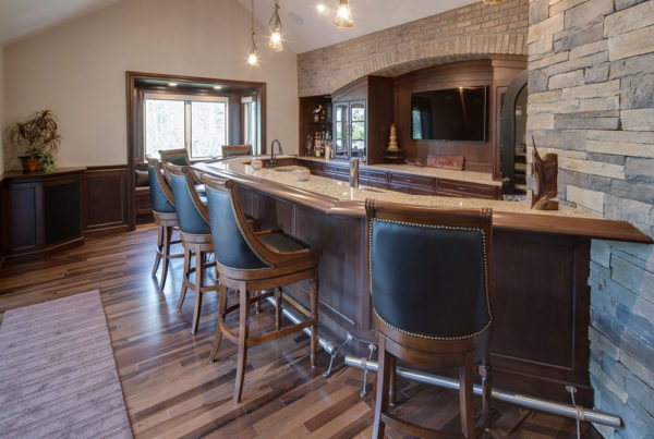 Custom Bar